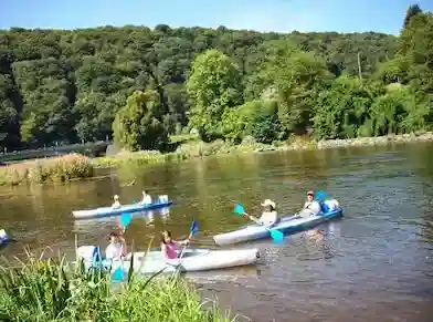 Descente de la Semois en kayak — parcours Poupehan → Alle (10 km)